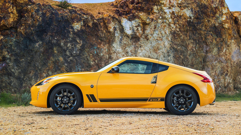 Illustration for article titled The 2018 Nissan 370Z Heritage Edition Is A Reminder That Nissan Still Doesn’t Give A Shit About Affordable Sports Cars